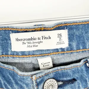 Abercrombie & Fitch 90s Straight Mid Rise‎ Curve Love Jeans Women's 26 Long Blue thumbnail 5
