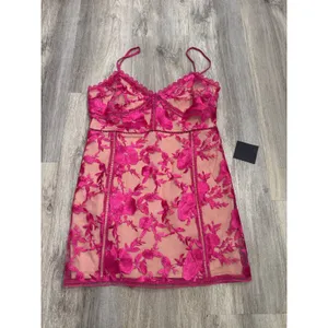 Lulus Magenta Pink Floral Lace Mini Dress Nude Lining Size XL NEW thumbnail 2