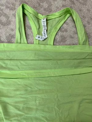 Lululemon Tank thumbnail 2