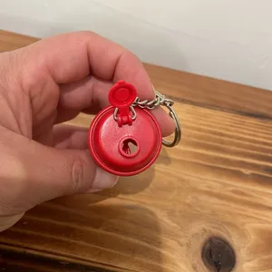 Vintage Tupperware Mini Key Chain Quick Shake Cup Tumbler Lid Pill Container Red thumbnail 4