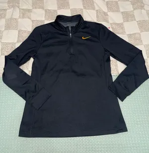 Nike Womens Dri-FIT 1/4 Zip Pullover Black Gold Swoosh Athletic Top Size M thumbnail 1