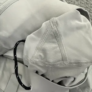 Lululemon Multi Pocket Cargo‎ High Rise Hiking Skirt Skort Gray Athletic Women 2 thumbnail 6