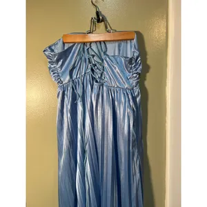 Women's Size Medium Strapless Maxi Dress Plisse Pleated Light Blue Corset Back thumbnail 8