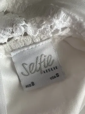 Selfie Leslie SHORT STORY RUFFLE STRAP CRISS-CROSS BACK DRESS FLORAL LACE WHITE thumbnail 11