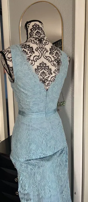 Stunning Lace Maxi Dress! Blue Size XS thumbnail 3