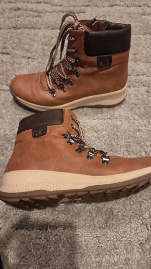 Maurices hiking boots thumbnail 2