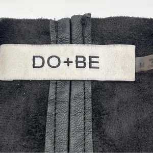 DO+BE Black Vegan Leather Zippered Front Jacket with Puff Sleeves-Size M thumbnail 10