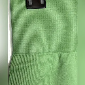 WeWoreWhat Seamless Biker Shorts Large Pilates Girl Green NWT thumbnail 9