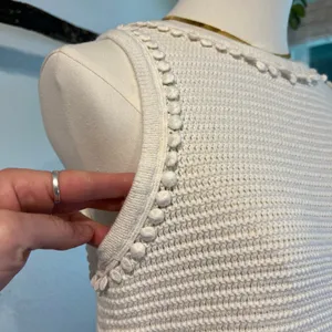 Ann Taylor White Cotton Crochet Knit Loose Bubble Trim Sleeveless Tank Vest Size Medium thumbnail 3