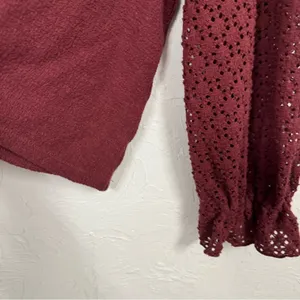 Madewell Texture & Thread Burgundy Knit Puff Sleeve Sweater Womens M Fall Eyelet thumbnail 4