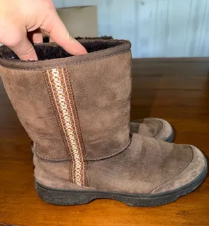Women’s UGG Boots 9 Brown thumbnail 1