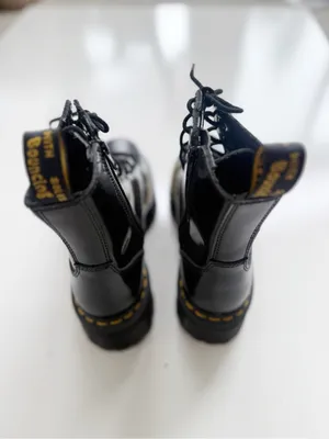 NEW Dr. Martens Jadon Black Platform Combat Boots Size 6 thumbnail 4