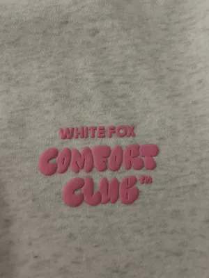 White fox Hoodie thumbnail 3