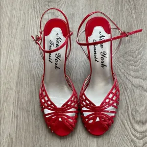 New York Transit Red Heels with Vintage Flair thumbnail 3
