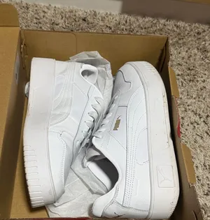 Puma Carina Street Sneakers thumbnail 1