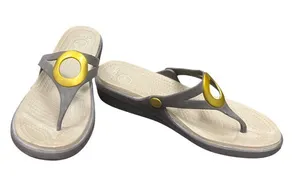Crocs wms gray faux leather gold ring peep toe sling sandals sz 9W SKU 10-278 thumbnail 1