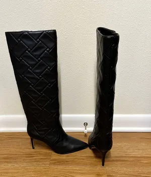 Kurt Geiger Quilted knee high boots thumbnail 2