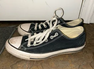 Black Low Top Converse Sneakers thumbnail 1