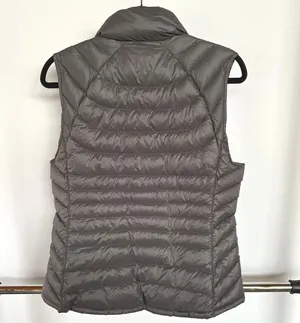 Bernardo Goose Down Puffer Vest Gray Quiet Luxury Zip Up Camping Outdoors Medium thumbnail 3
