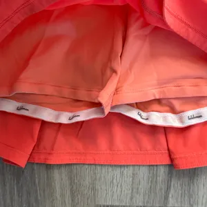 lululemon Orange Performance Skort Size 6 Women’s Tiered Athletic Skirt thumbnail 2