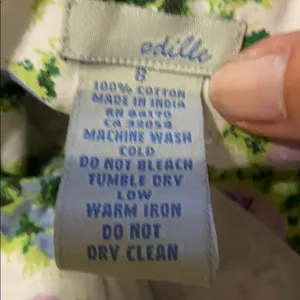 Odille flower skirt Size 8 thumbnail 2