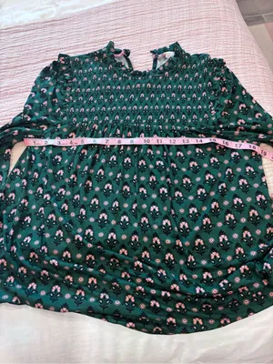 Boden Green Smocked Floral Blouse size 8 thumbnail 10