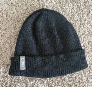 UNRL Winter Hat Gray thumbnail 1