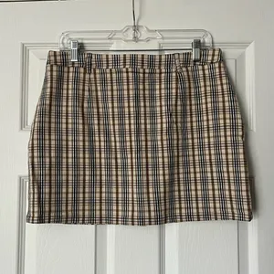 Forever 21 Zip Pocket Plaid Skirt - Size 30 thumbnail 4
