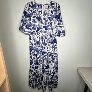 Tuckernuck Blue Floral Midi Dress Size Small thumbnail 2