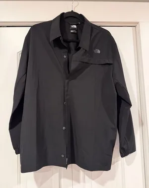 The North Face women’s‎ Black Button-Down Casual Shirt XL thumbnail 1