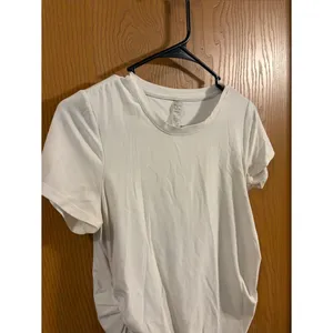 Beyond the Bump Women's White Featherweight One & Only Maternity Tee XS thumbnail 4