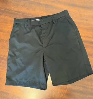 Men’s 34W black Amazon shorts  thumbnail 1