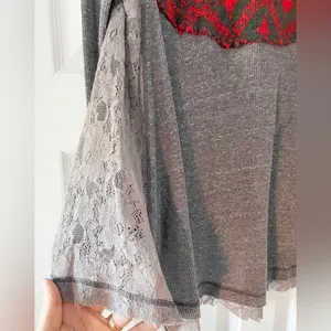 Free People Thermal Top Size XS Nordic Design Lace Sides Excellent Condition‎ thumbnail 2