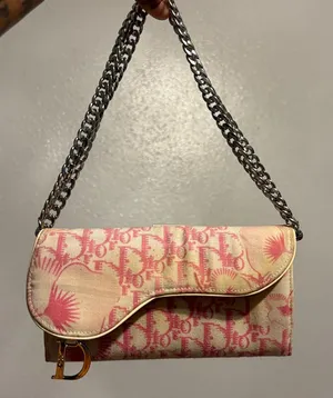 Pink Dior Lmtd Edition thumbnail 1