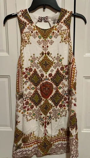 Anthropologie size M stunning dress with cut out back. thumbnail 1