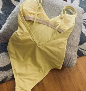 Women's V Neck lemon high leg One Piece Swimsuit thumbnail 3