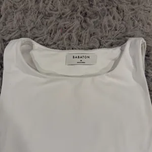 Aritzia Babaton Bodysuit thumbnail 4