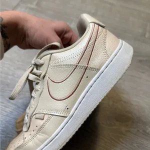 •Nike• Court Vision Sneakers thumbnail 3
