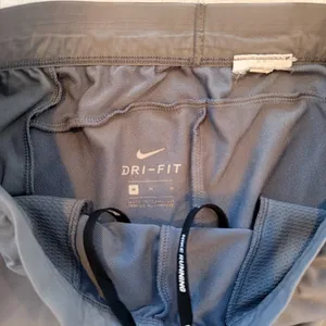 Nike Dri Fit Women's Gray Running Joggers Elastic Waist Draw Strings Size Medium thumbnail 9