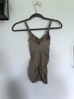 NWOT‎ Quince Beige Snap Gusset Shapewear Bodysuit Size Small thumbnail 2