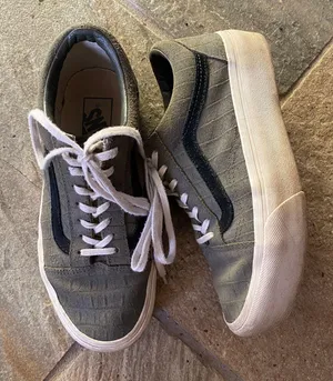 Vans Sneakers thumbnail 1