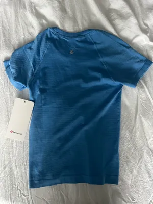 Lululemon Swiftly Tech Short Sleeve 2.0  thumbnail 2