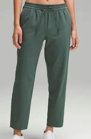 Lululemon Tapered-Leg Mid-Rise 7/8 Pant Luxtreme Small Dark Forest W5FWDS thumbnail 1