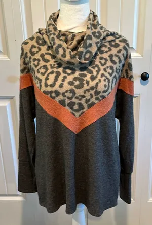 First‎ Love Small Leopard Animal Print Chevron Cowl Neck Sweater Top thumbnail 1