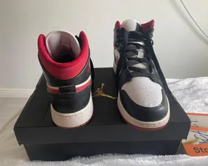 Nike Jordan 1 Mid Gym Red thumbnail 3