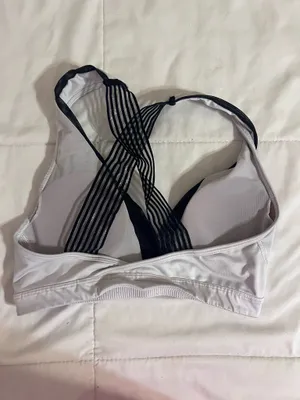 Sports bra White thumbnail 2