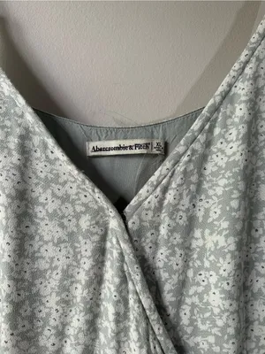 Abercrombie & Fitch Light Green Floral Wrap Midi Dress Flutter Strap Size XL thumbnail 4