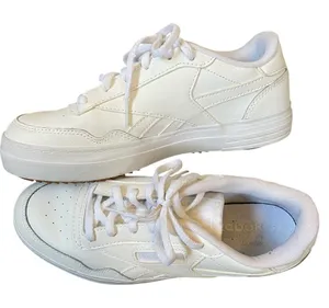 Reebok Classic Club Memt Bold Womens Sneakers thumbnail 1