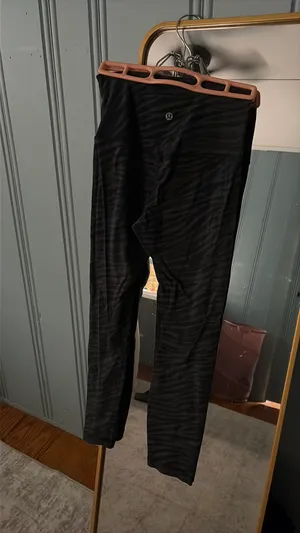 Lululemon Leggings thumbnail 2
