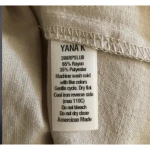 Beige Button Up Blouse Lightweight Relaxed Layering Shirt Women’s Medium thumbnail 8